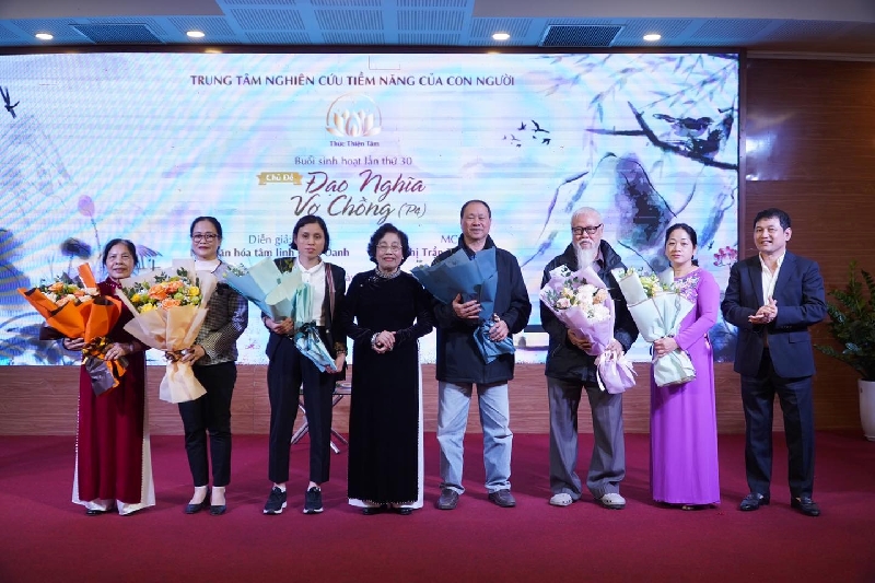 HỘI VIÊN NGUYỄN THỊ YẾN: BÉN DUYÊN SỚM VỚI CHỮ ĐẠO