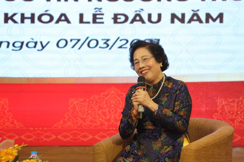 LUẬN BÀN VỀ CHỮ TÂM GẮN VỚI ĐẠO LÀM NGƯỜI