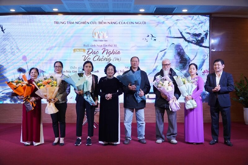 HỘI VIÊN NGUYỄN THỊ YẾN: BÉN DUYÊN SỚM VỚI CHỮ ĐẠO